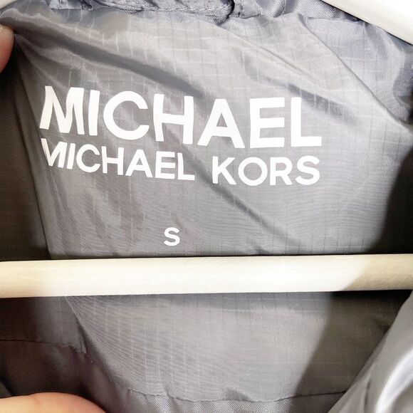 MICHAEL KORS Quilted Hooded Knit Zip Front Jacket  - Picture 5 of 15